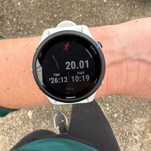 Garmin Forerunner 255